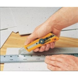 Olfa 18 mm utility Knive whit rubber grip