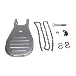 Pédale pour douches oculaires ou faciales Bradley à piédestal, permettant une activation avec le pied pour mains libres.
