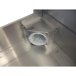 Douche portative en aluminium pour la décontamination des travailleurs exposés à l’amiante (34 x 30 x 83 pouces).