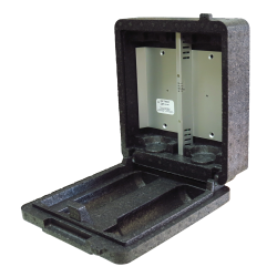 Armoire chauffante pour deux bouteilles de solution de rinçage oculaire Cederroth de 500 ml.