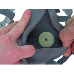 Soupape d’inhalation de rechange en PVC pour masques de protection respiratoire de la série 6000 de 3M.