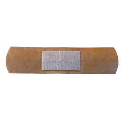 3M Nexcare latex-free water-resistant bandages, 2.5 x 7.5 cm (1 x 3 in), 80/box.