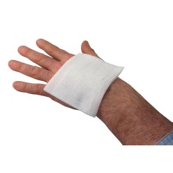 Non-sterile gauze pads, 4 x 4 in, 200/box.