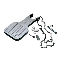 Pédale pour douches oculaires ou faciales Bradley à piédestal, permettant une activation avec le pied pour mains libres.