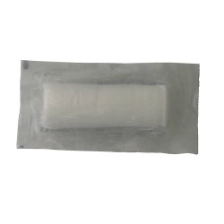 Rouleau de gaze stérile extensible (KLEEN), 4 po x 12 pi, vendu à l'unité.