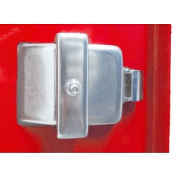 Surface-mounted outdoors steel fire cabinet for 10 lbs extinguishers.