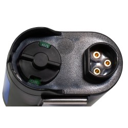 Batterie rechargeable de nickel-cadmium à sécurité intrinsèque par 3M. Batterie offrant 4.8 volts DC & une autonomie de 8 heures