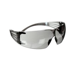 3M SecureFit protective eyewear with anti-fog treated grey polycarbonate lenses for protection from outside glare and hazes.