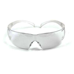 3M SecureFit protective eyewear with anti-fog treated clear polycarbonate lenses for protection from outside glare and hazes.