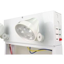 Unité d’éclairage d’urgence combo avec pictogramme vert «personne qui court» et 2 phares DEL, boîtier en métal, batterie incluse