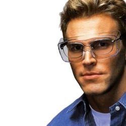 Lunette de sécurité OX pour protection oculaire par-dessus des lunettes de prescription par 3M. Lentille de polycarbonate clair.